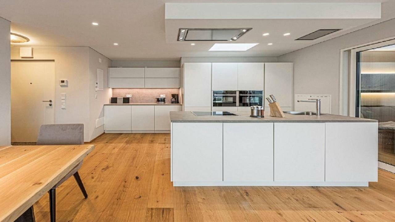 Penthouse Skygarden Apartment Schenna Exterior foto
